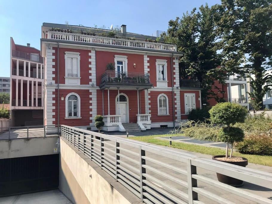 Comodo Bilocale Nuovo Milano Apartment Bagian luar foto